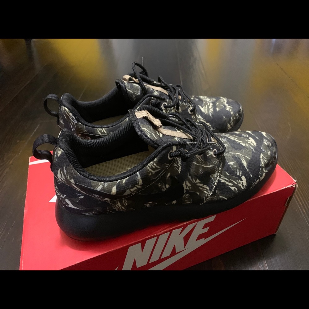 Roshe Run Print